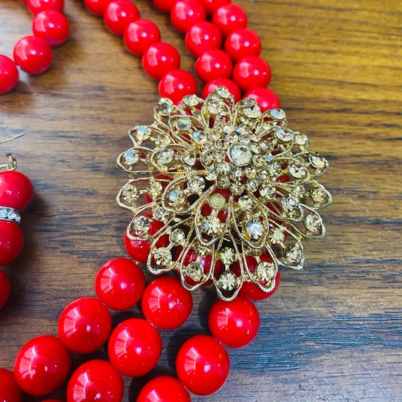 Beaded necklace set - Picture 3 of 8